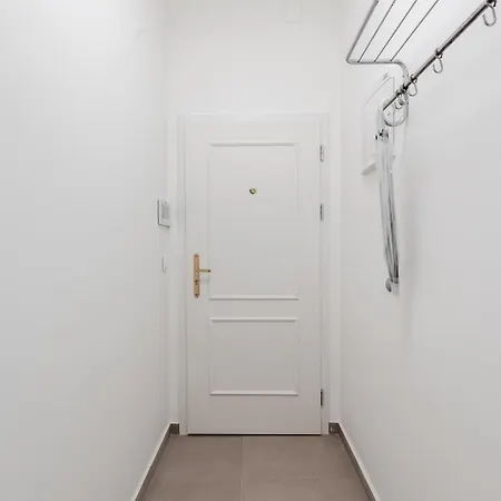 Charming In Spain St Apartman *